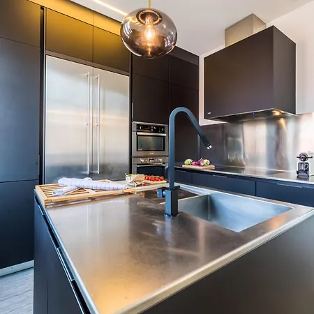 Balea Keyweek Seafront Duplex With Balcony Garage In * بياريتز